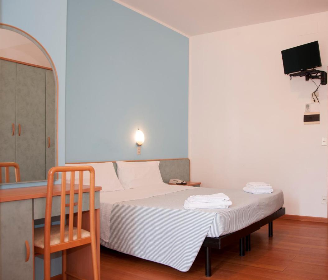 Hotel Rugantino Cesenatico Dış mekan fotoğraf
