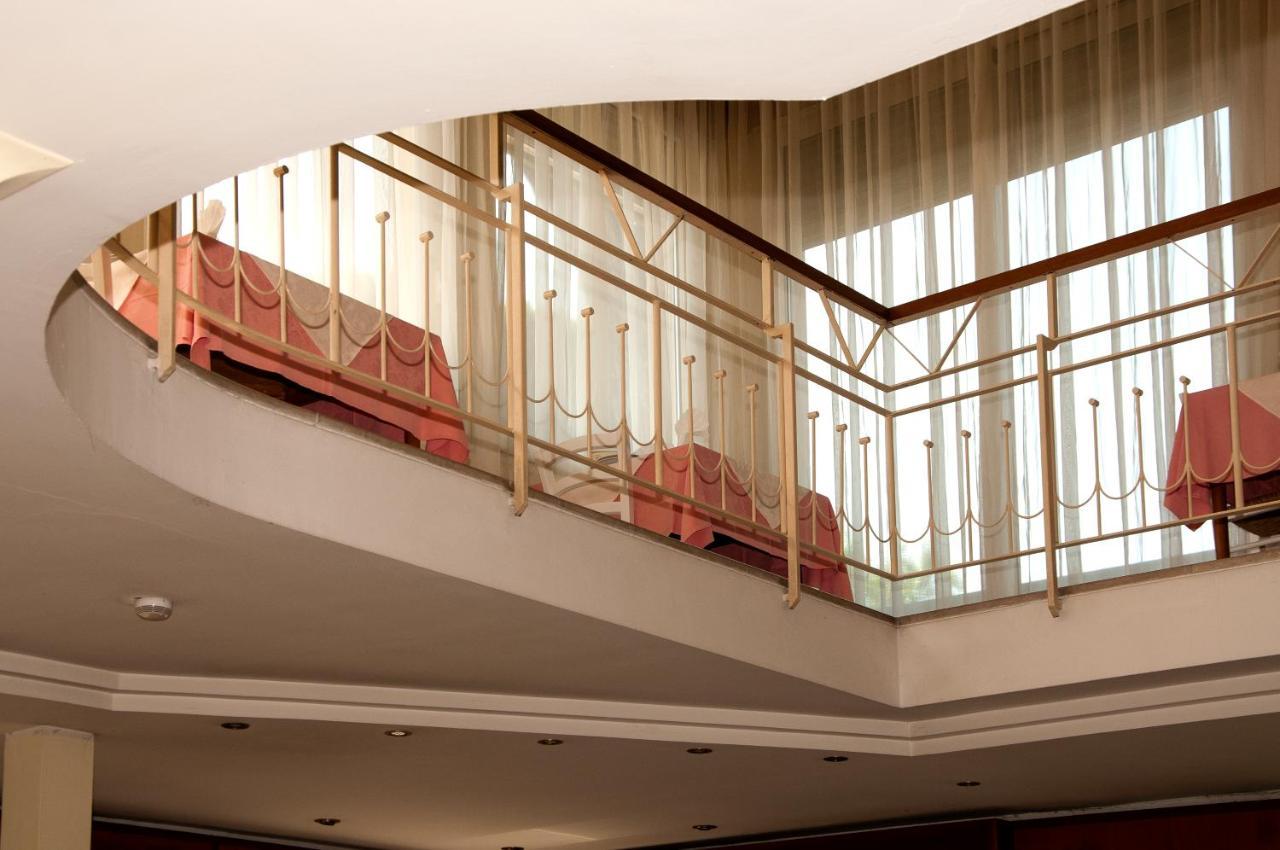 Hotel Rugantino Cesenatico Dış mekan fotoğraf