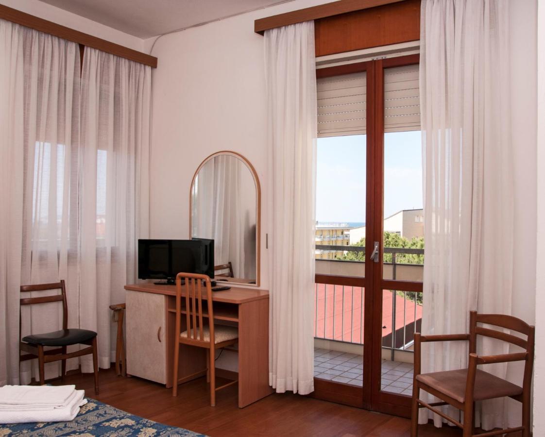 Hotel Rugantino Cesenatico Dış mekan fotoğraf