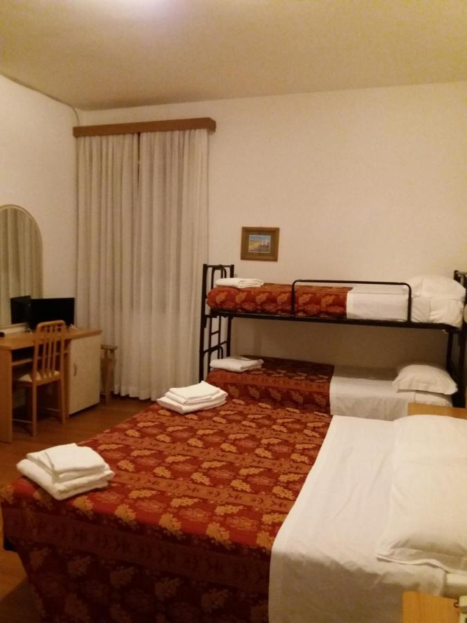 Hotel Rugantino Cesenatico Dış mekan fotoğraf